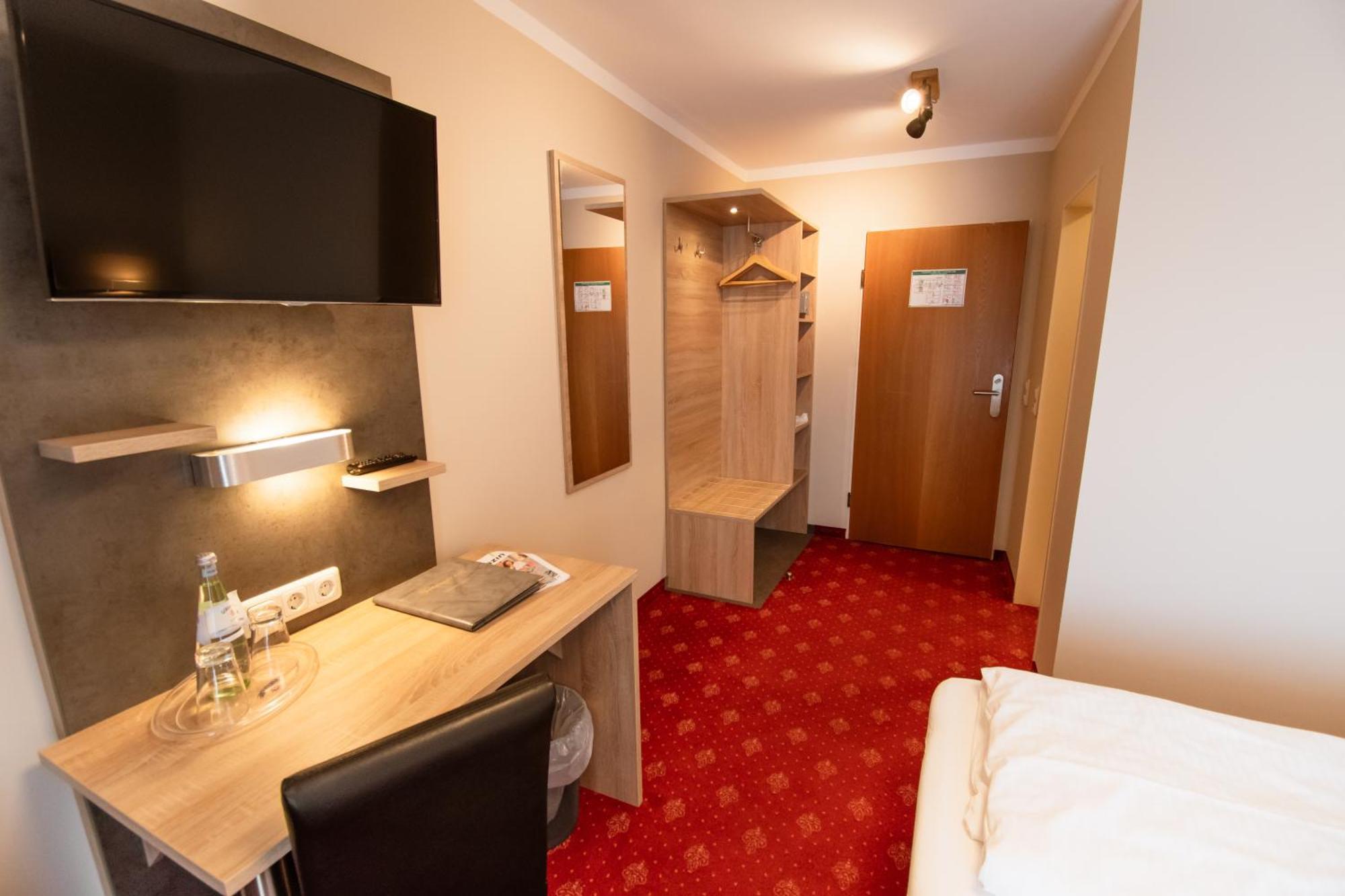 Hotel Pockinger Hof Pocking  Eksteriør billede
